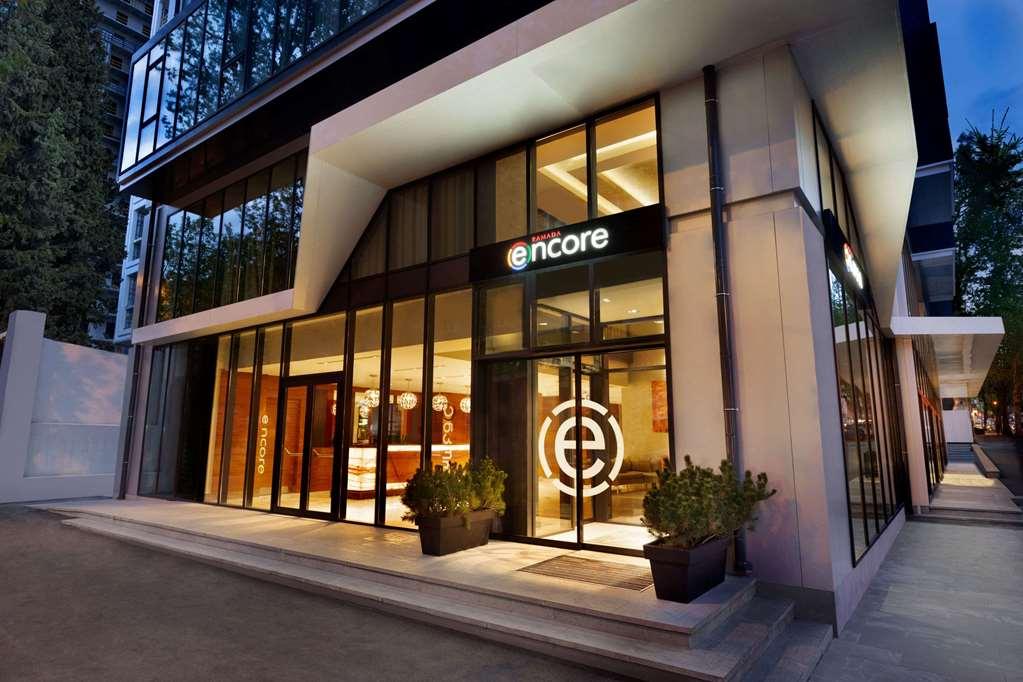 Ramada Encore Tiflis Dış mekan fotoğraf